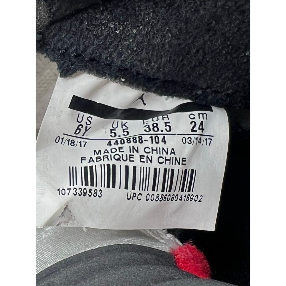 Air Jordan 5 Retro GS “White Cement” size 6 Y - Picture 6 of 6